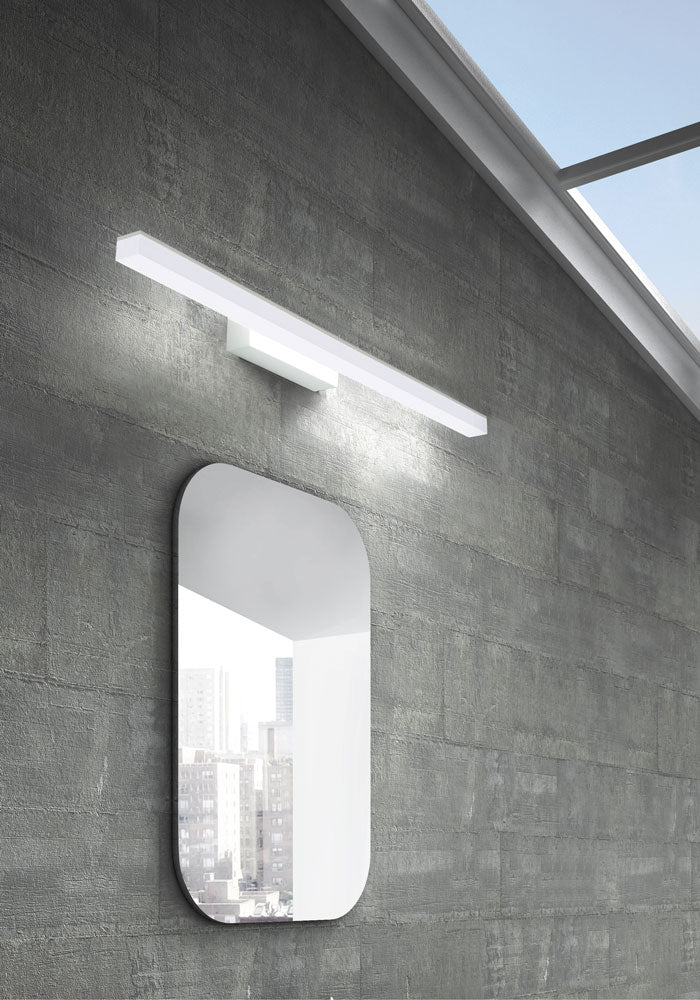 Applique luce per specchio da bagno cromato o bianco LED integrato – Luminar