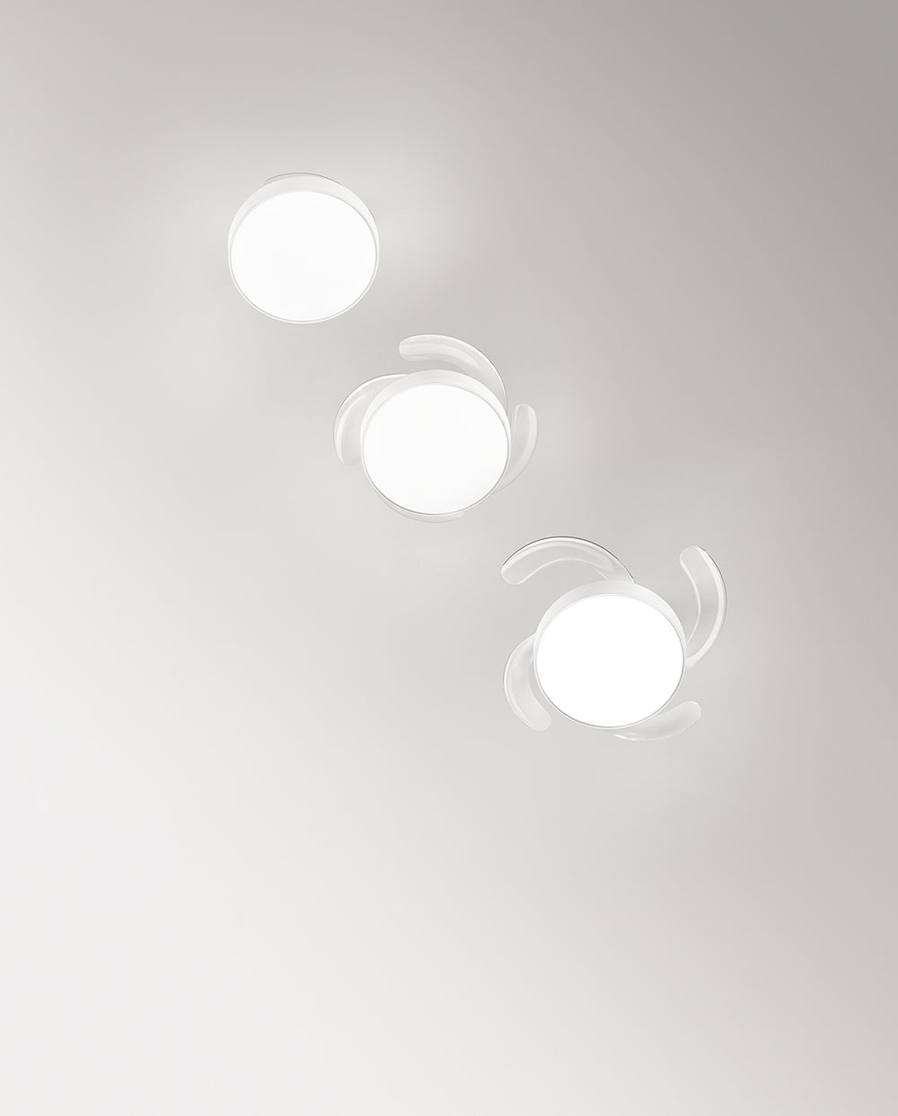 Ventilatore da soffitto con pale a scomparsa e luce led dimmerabile 36w