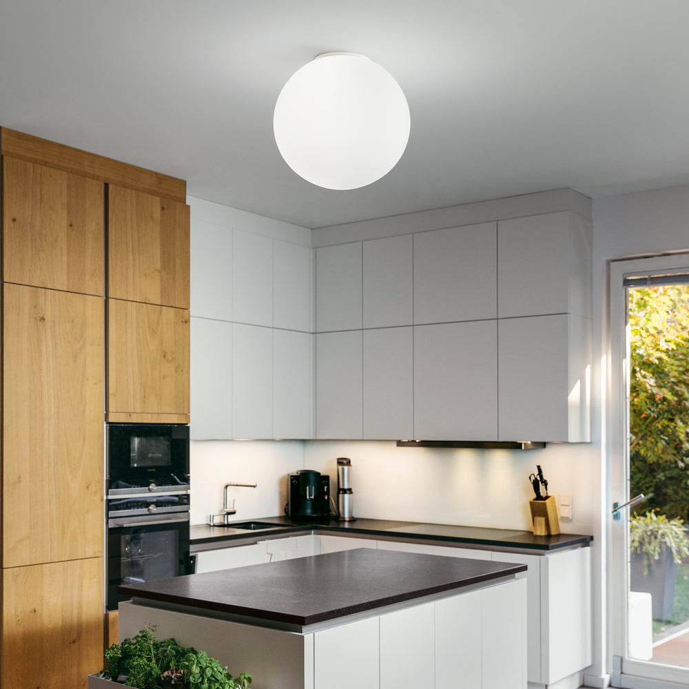 Plafoniera da soffitto moderna bianca a forma di sfera