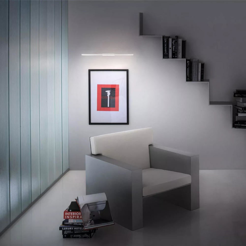 Linea Light Straight Applique da parete led moderna 2700k