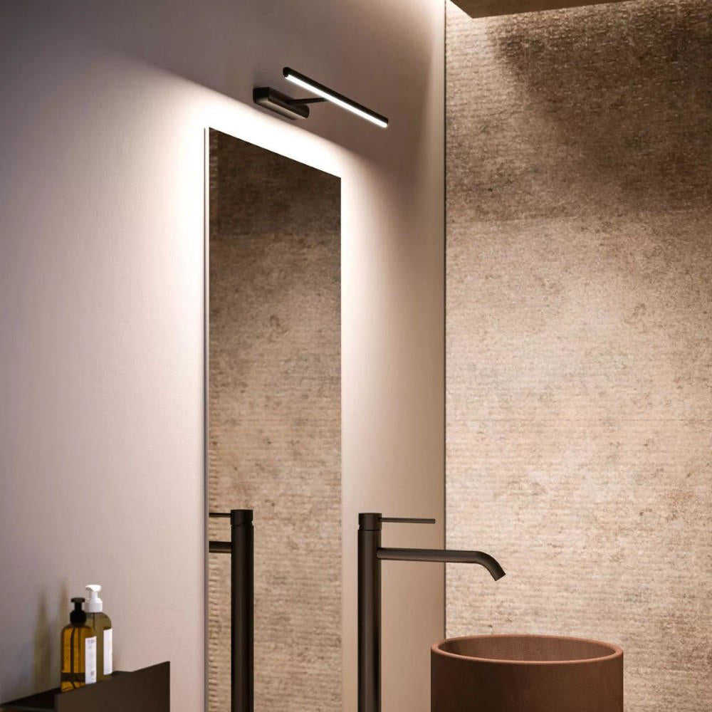 Linea Light Straight Applique da parete led moderna 2700k