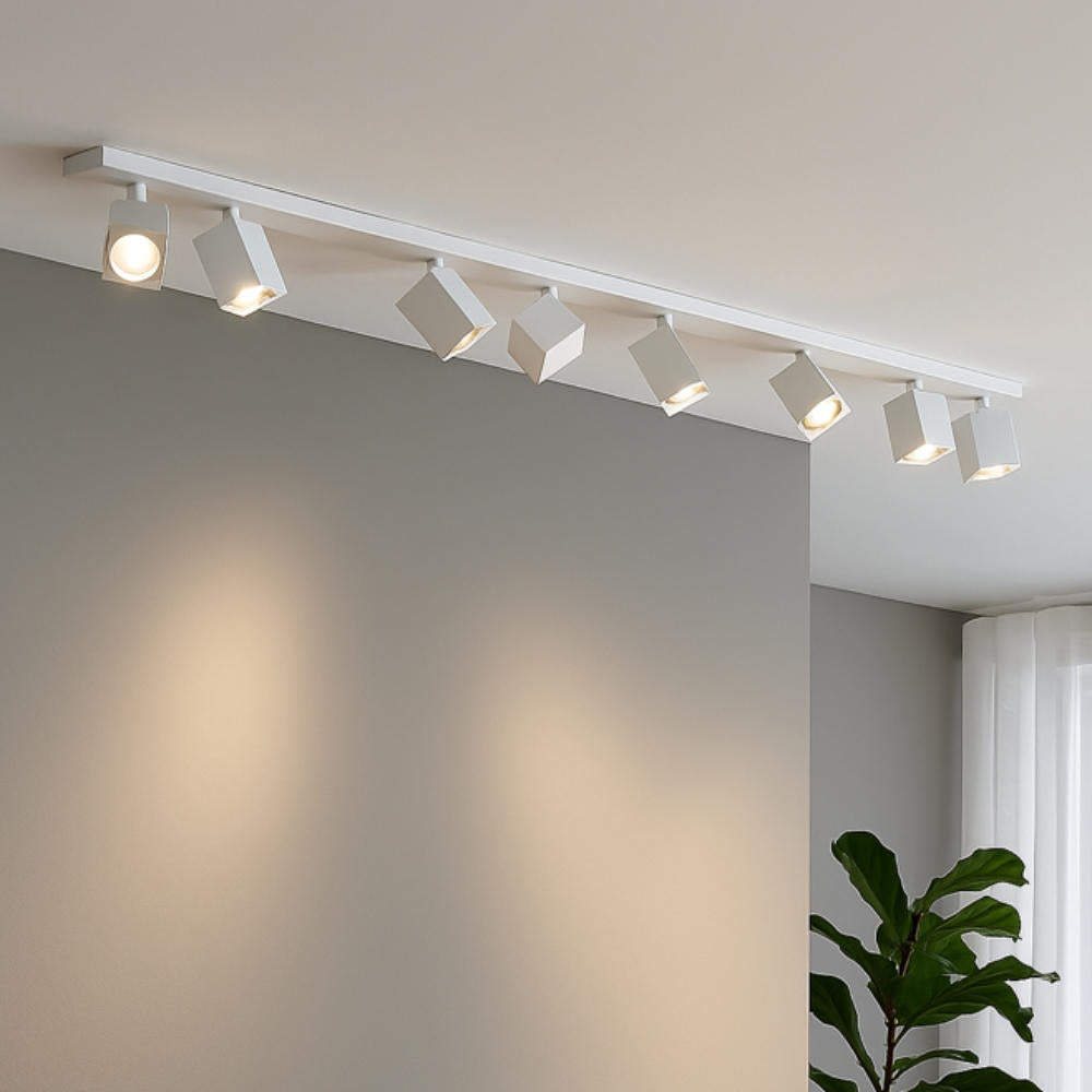 Faretto con spot moderno 7 luci orientabili GU10 larghezza 142cm