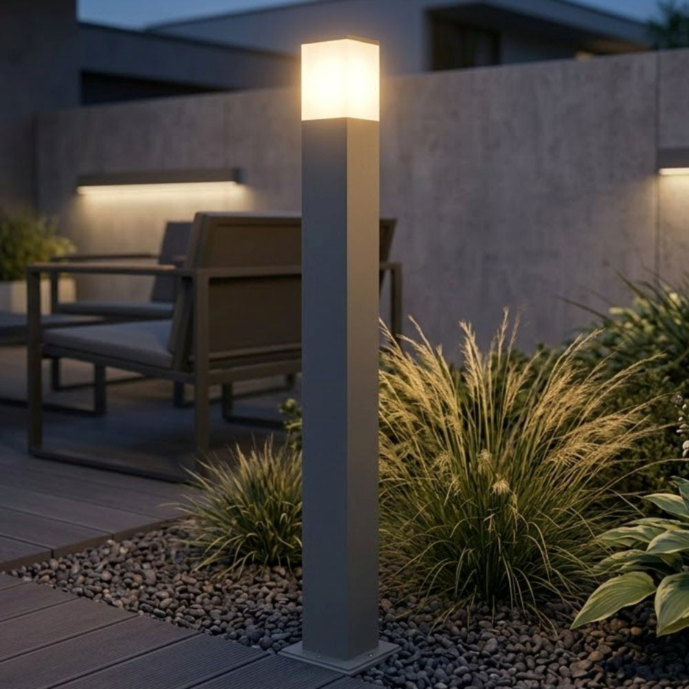 Paletto da giardino esterno moderno ip44 lampadina E27