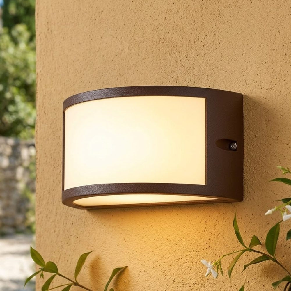 Applique da esterno in alluminio design curvo protezione ip65