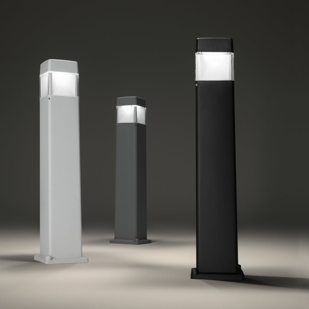 Lampione da giardino bianco in resina protezione ip55