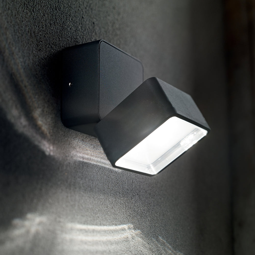 Applique da esterno nero led 7w 4000k