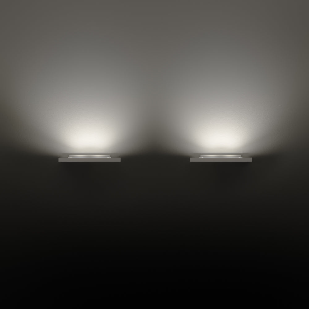 Applique moderna bianca in alluminio con led