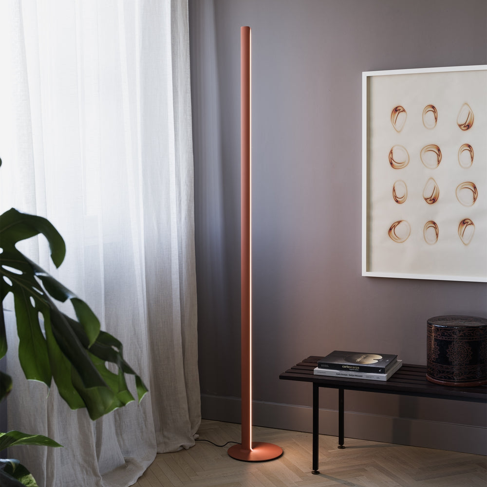 Piantana moderna con led 3000k in alluminio per interno