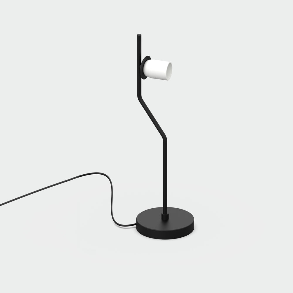 Lumetto moderno in metallo nero o oro