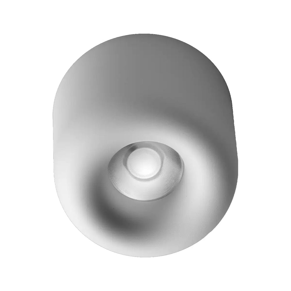 Moderner, dimmbarer LED-Deckenstrahler aus Metall 
