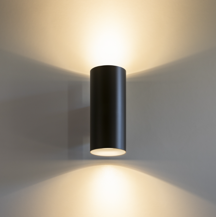 Applique in metallo moderna altezza 15cm o 30cm