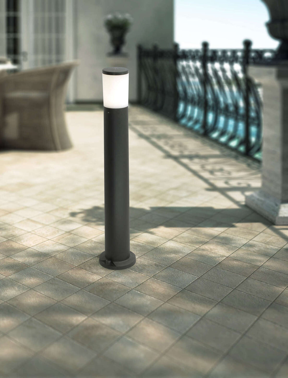 Lampioncino da esterno altezza 80cm lampadina E27 ip55